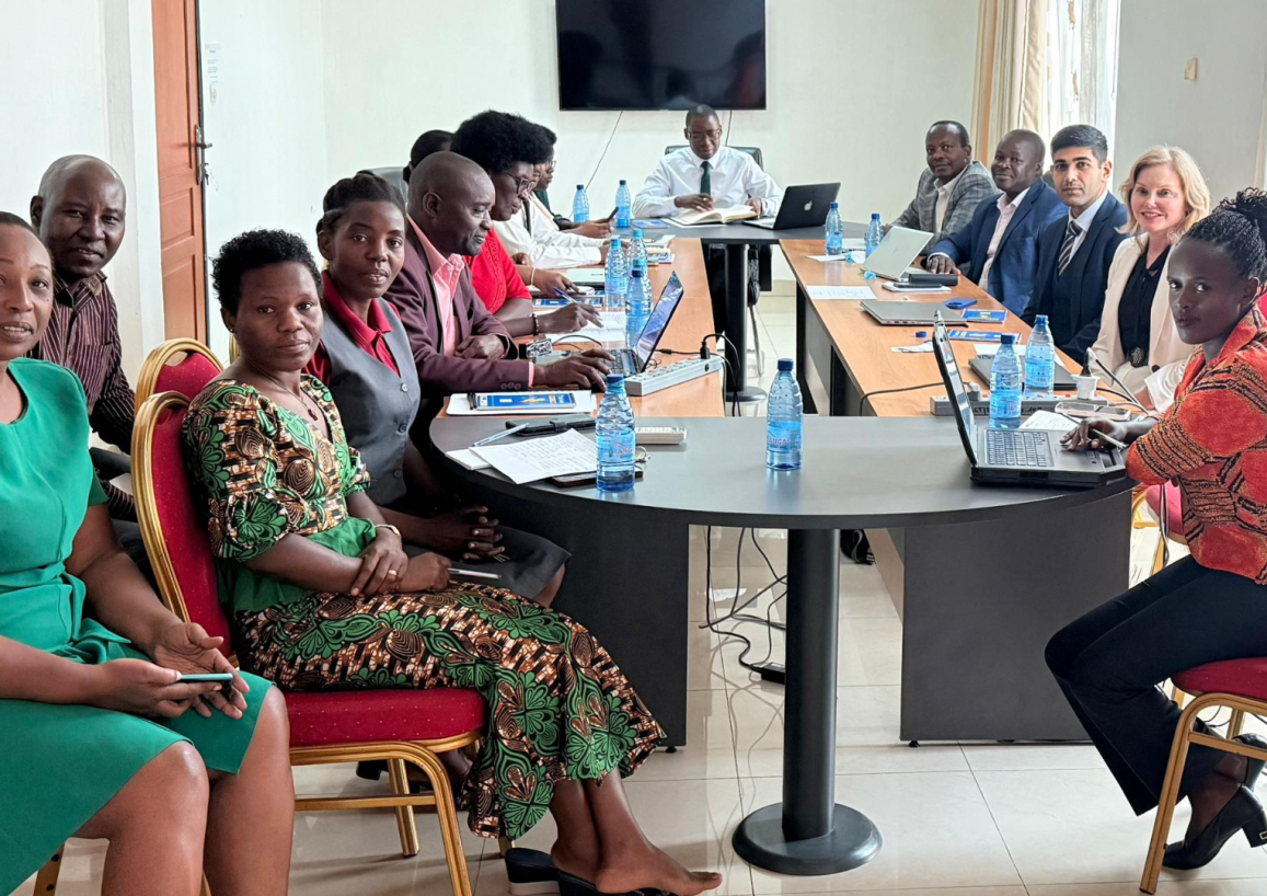 Conference annoucement (12)