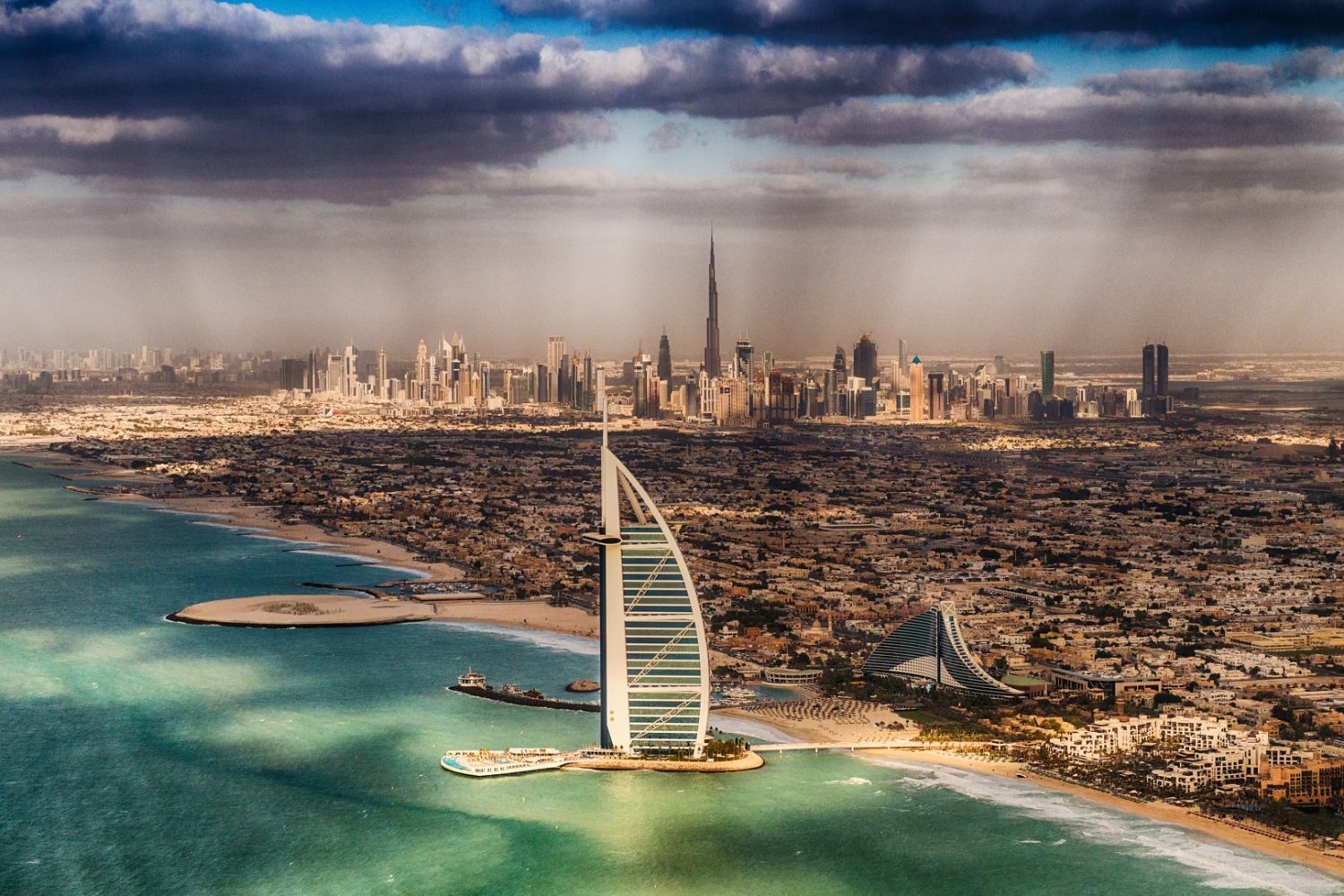 shutterstock_546210751_Dubai_1920x1080-min